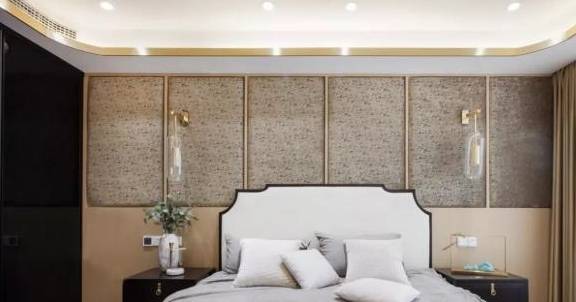 轻奢又高级！120㎡新中式家装效果，沙发背墙的立体铜扇太美了 (图9)