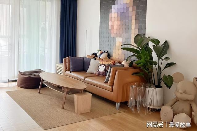 客厅装修建议有“三不装”,表面上好看,体验后才知道实际不中用(图16) 客厅装修建议有“三不装”,表面上好看,体验后才知道实际不中用(图16)