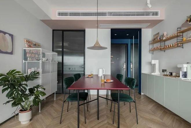 100平现代简约家居装修，阳台装个榻榻米，全屋色彩搭配一级棒！(图8)