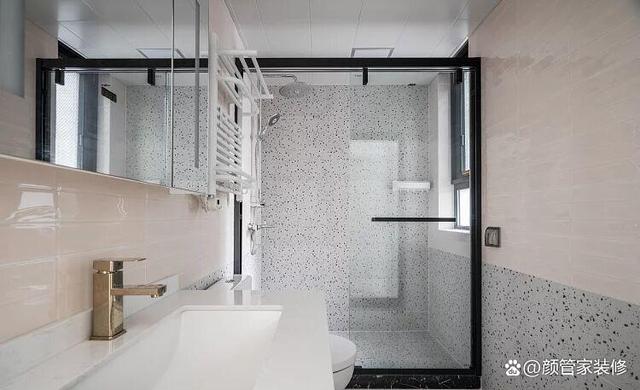 上海发现一户人家,因装美式混搭风格走红,全屋实用又有品味(图24) 上海发现一户人家,因装美式混搭风格走红,全屋实用又有品味(图24)